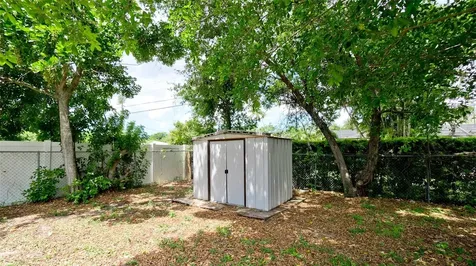 3704 17th Avenue W Bradenton FL 34205
