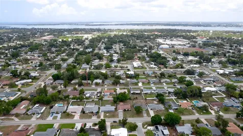 3704 17th Avenue W Bradenton FL 34205
