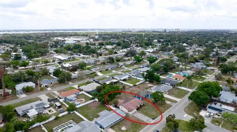 3704 17th Avenue W Bradenton FL 34205