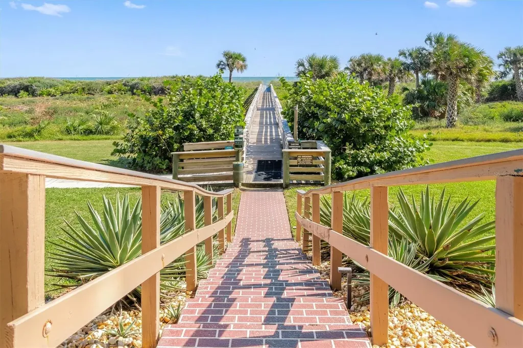 60 Surfview Drive Palm Coast FL 32137
