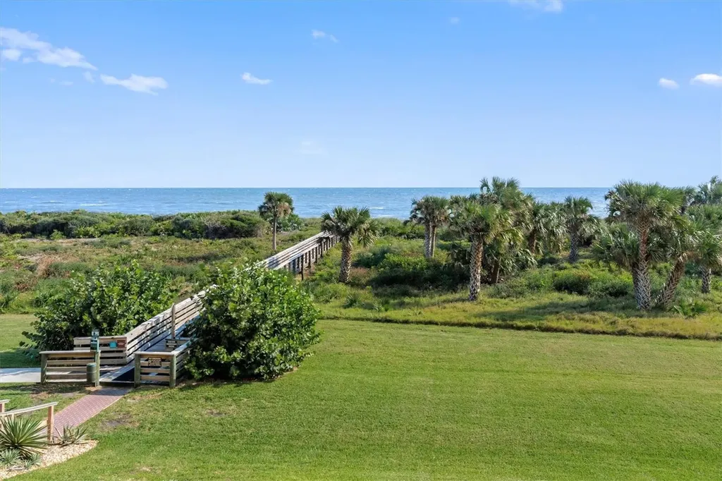 60 Surfview Drive Palm Coast FL 32137