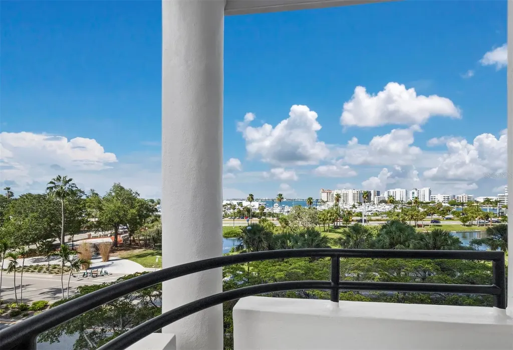 1255 N Gulfstream Avenue Sarasota FL 34236