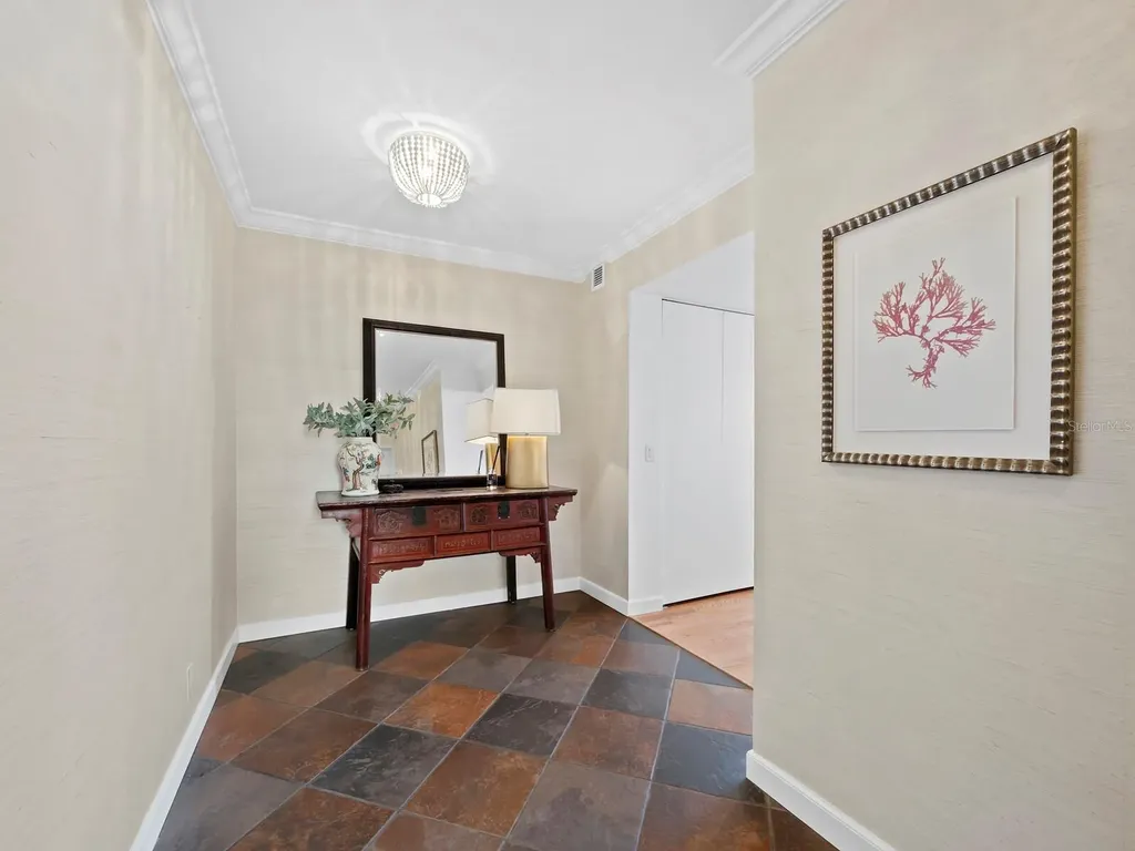 1255 N Gulfstream Avenue Sarasota FL 34236