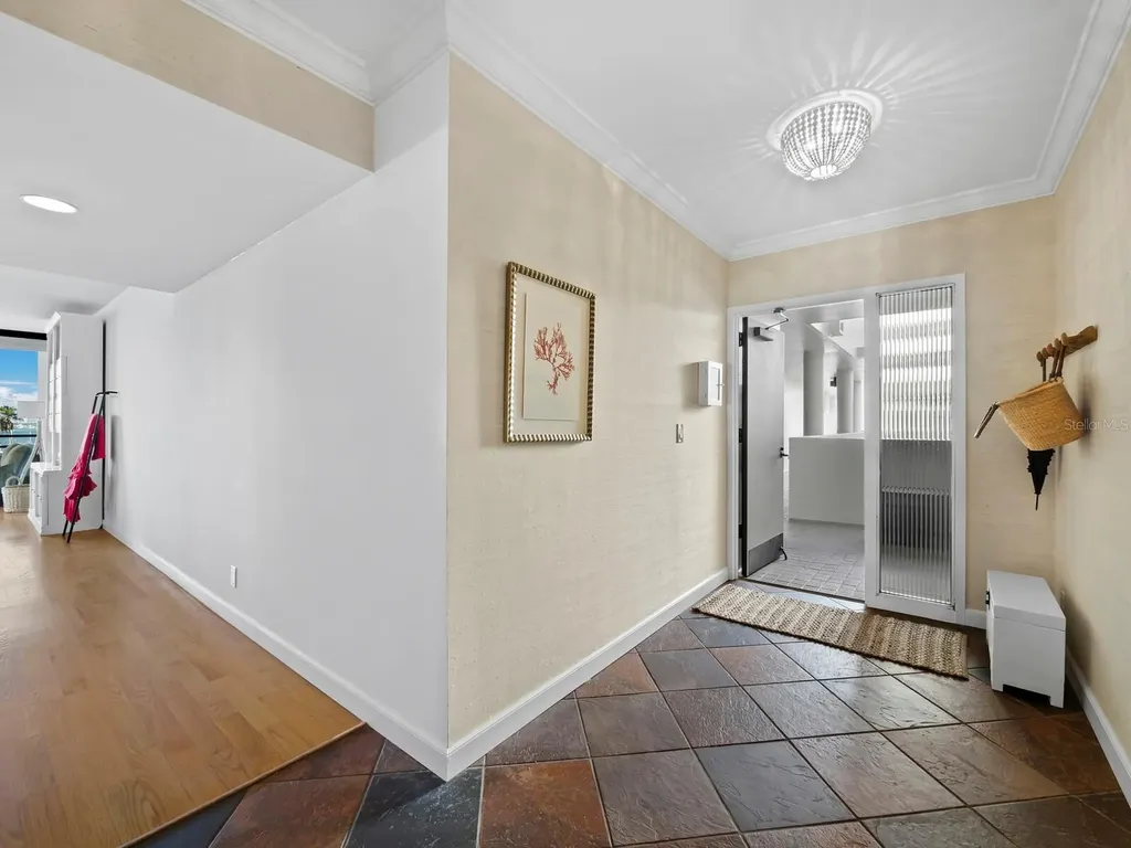 1255 N Gulfstream Avenue Sarasota FL 34236