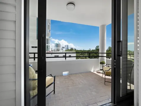 1255 N Gulfstream Avenue Sarasota FL 34236