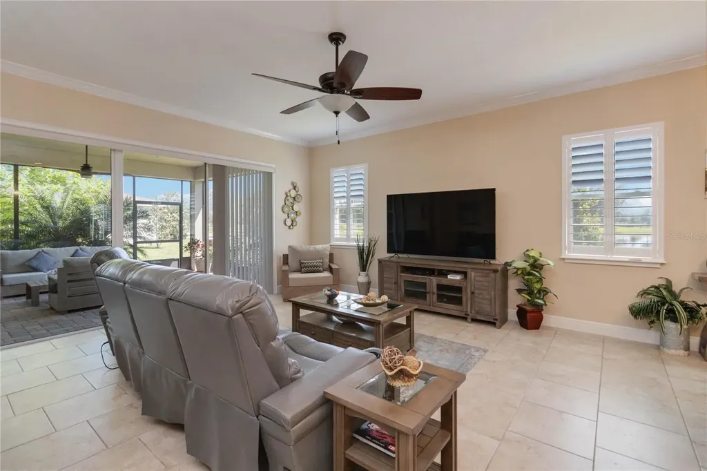 4921 Catalpa Drive St Cloud FL 34772