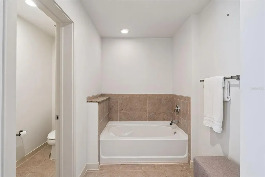 155 S Court Avenue Orlando FL 32801