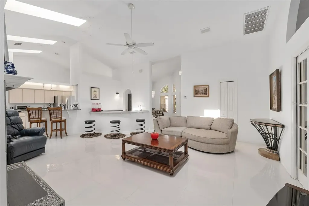90 Winding River Lane Inglis FL 34449
