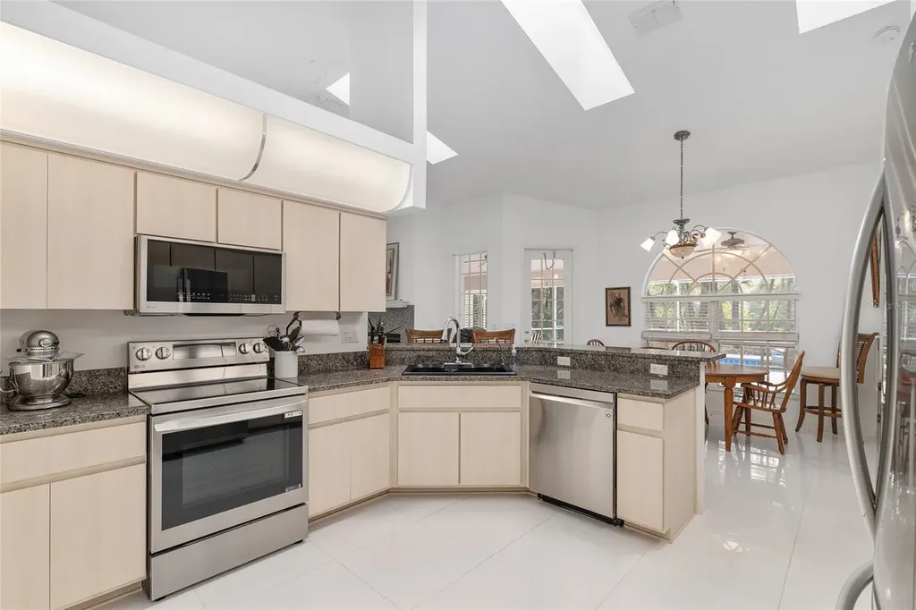 90 Winding River Lane Inglis FL 34449