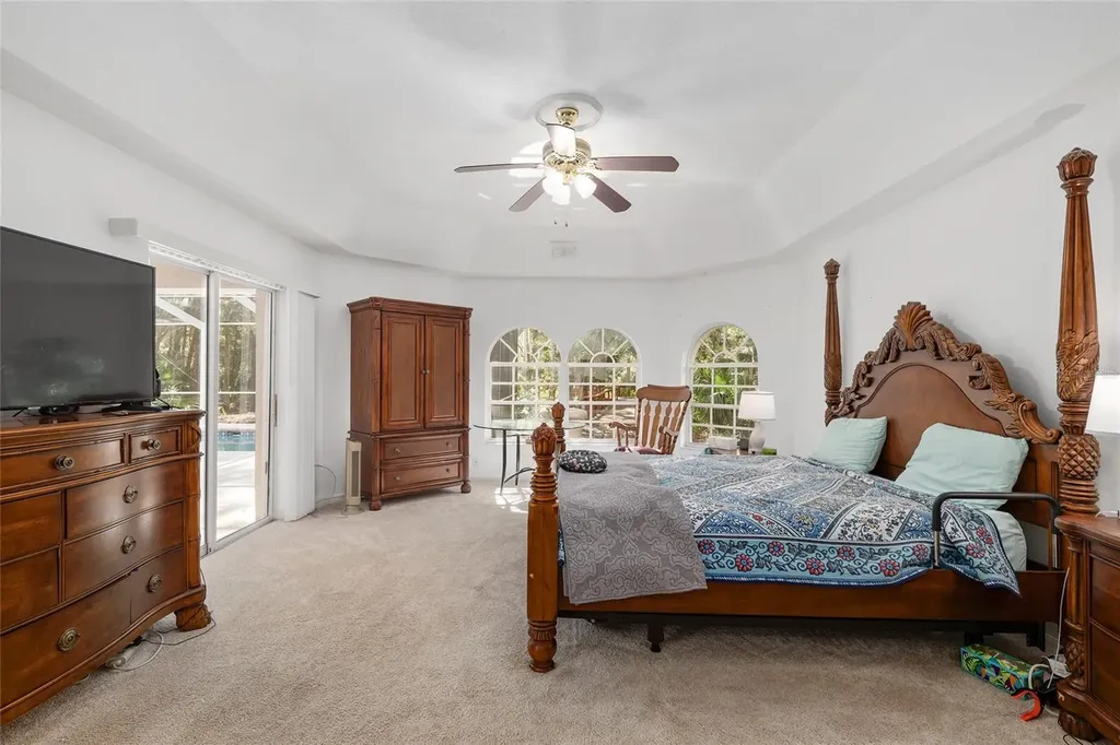 90 Winding River Lane Inglis FL 34449