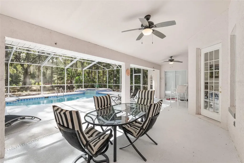 90 Winding River Lane Inglis FL 34449