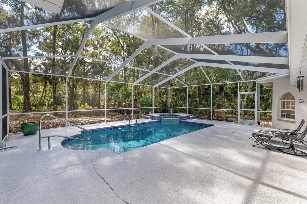 90 Winding River Lane Inglis FL 34449