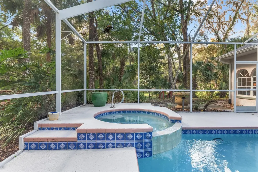 90 Winding River Lane Inglis FL 34449