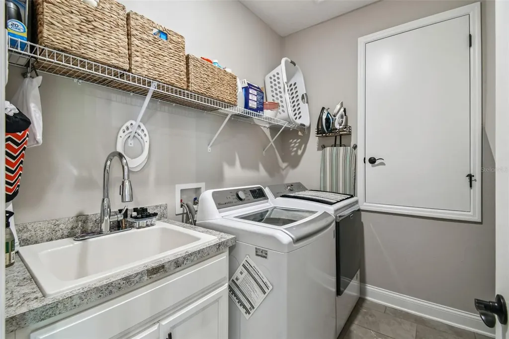 2019 Panoramic Circle Apopka FL 32703