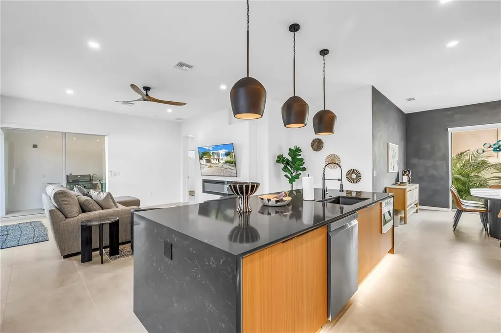 2305 Temple Street Sarasota FL 34239