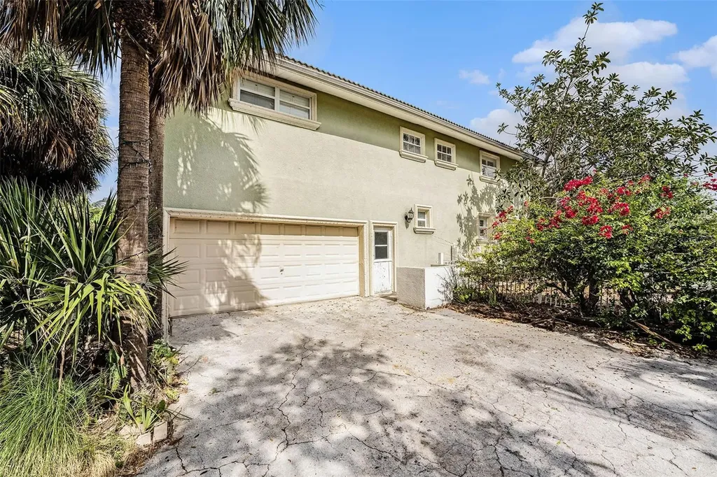 5903 Bimini Way N St Pete Beach FL 33706
