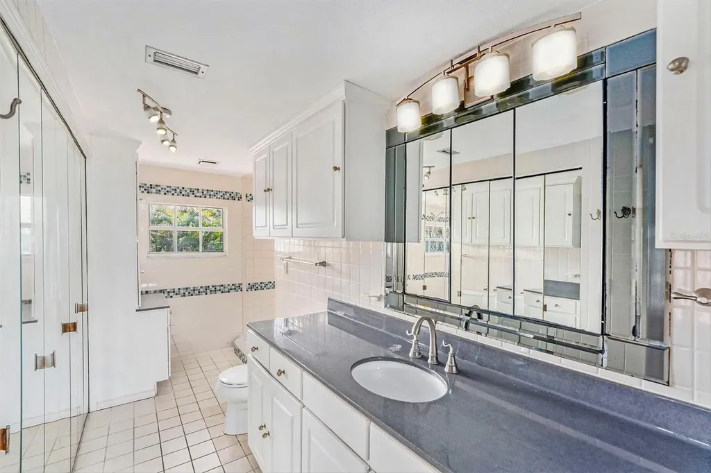 5903 Bimini Way N St Pete Beach FL 33706