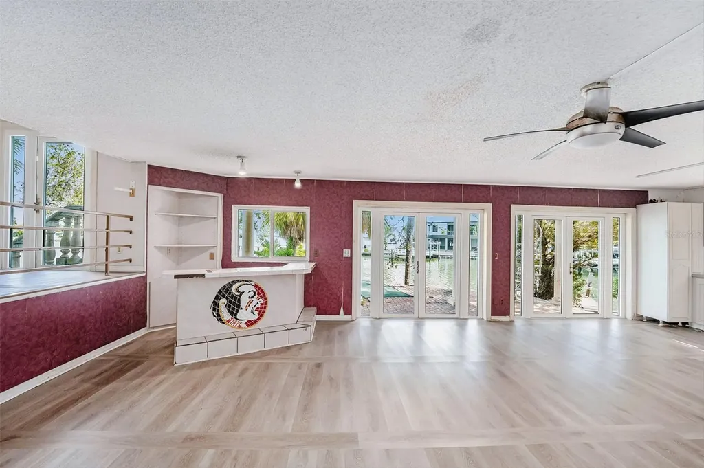 5903 Bimini Way N St Pete Beach FL 33706