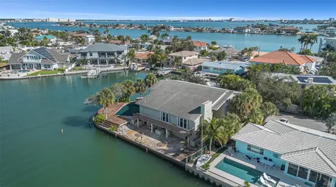 5903 Bimini Way N St Pete Beach FL 33706