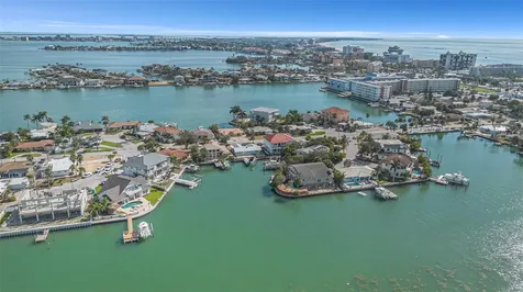 5903 Bimini Way N St Pete Beach FL 33706