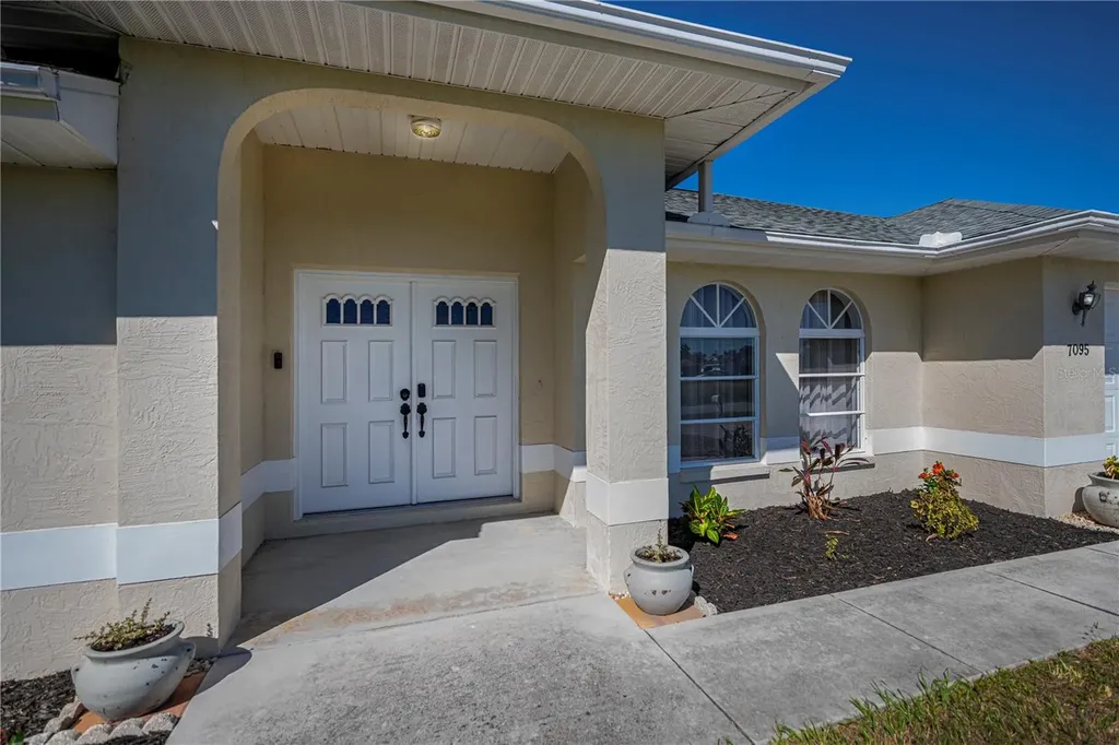 7095 Beardsley Street Englewood FL 34224