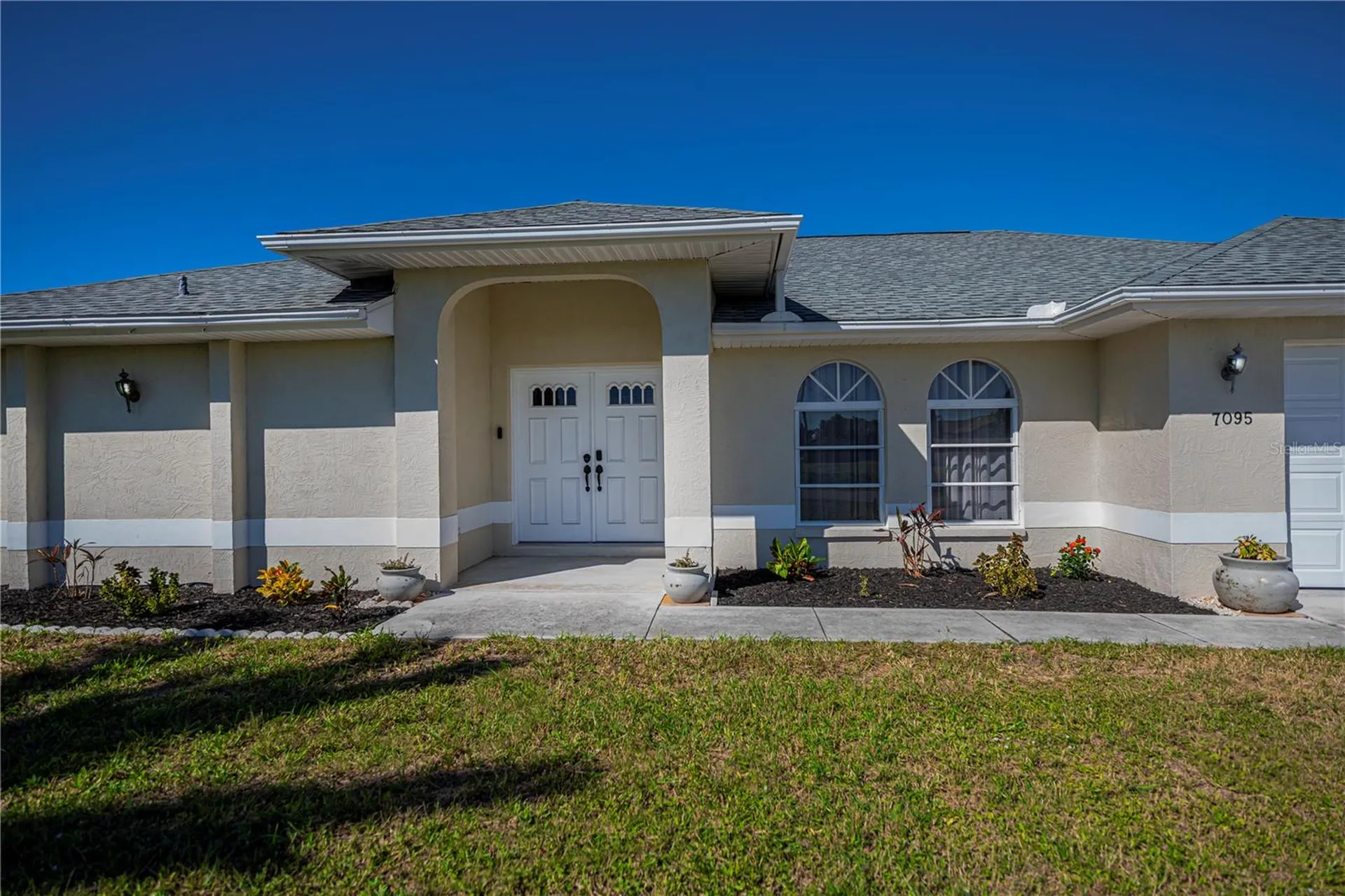 7095 Beardsley Street Englewood FL 34224