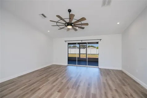 7095 Beardsley Street Englewood FL 34224
