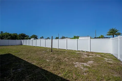 7095 Beardsley Street Englewood FL 34224