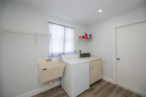 7095 Beardsley Street Englewood FL 34224