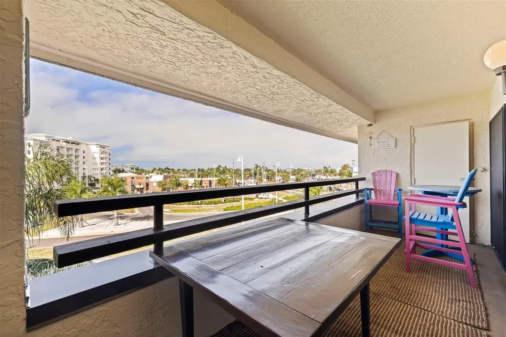 106 1st Street E Tierra Verde FL 33715