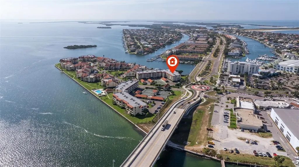 106 1st Street E Tierra Verde FL 33715
