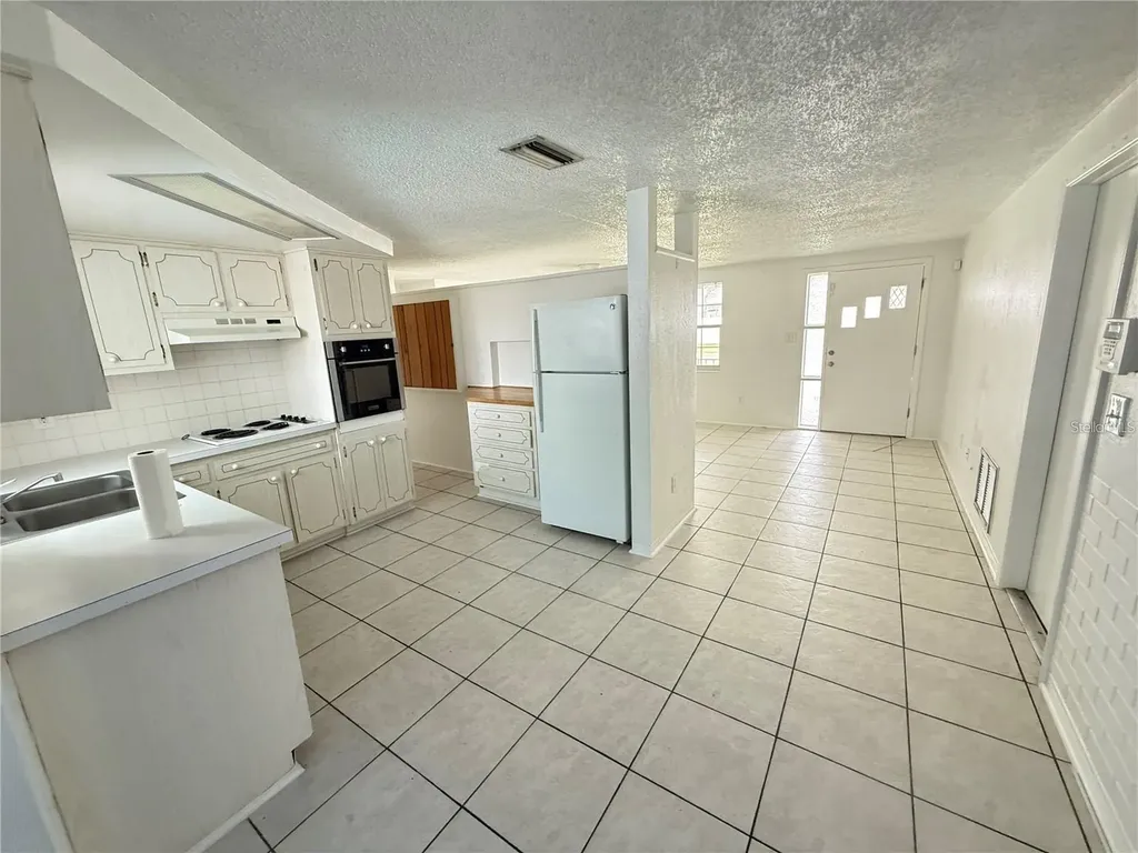 4233 Darlington Road Holiday FL 34691