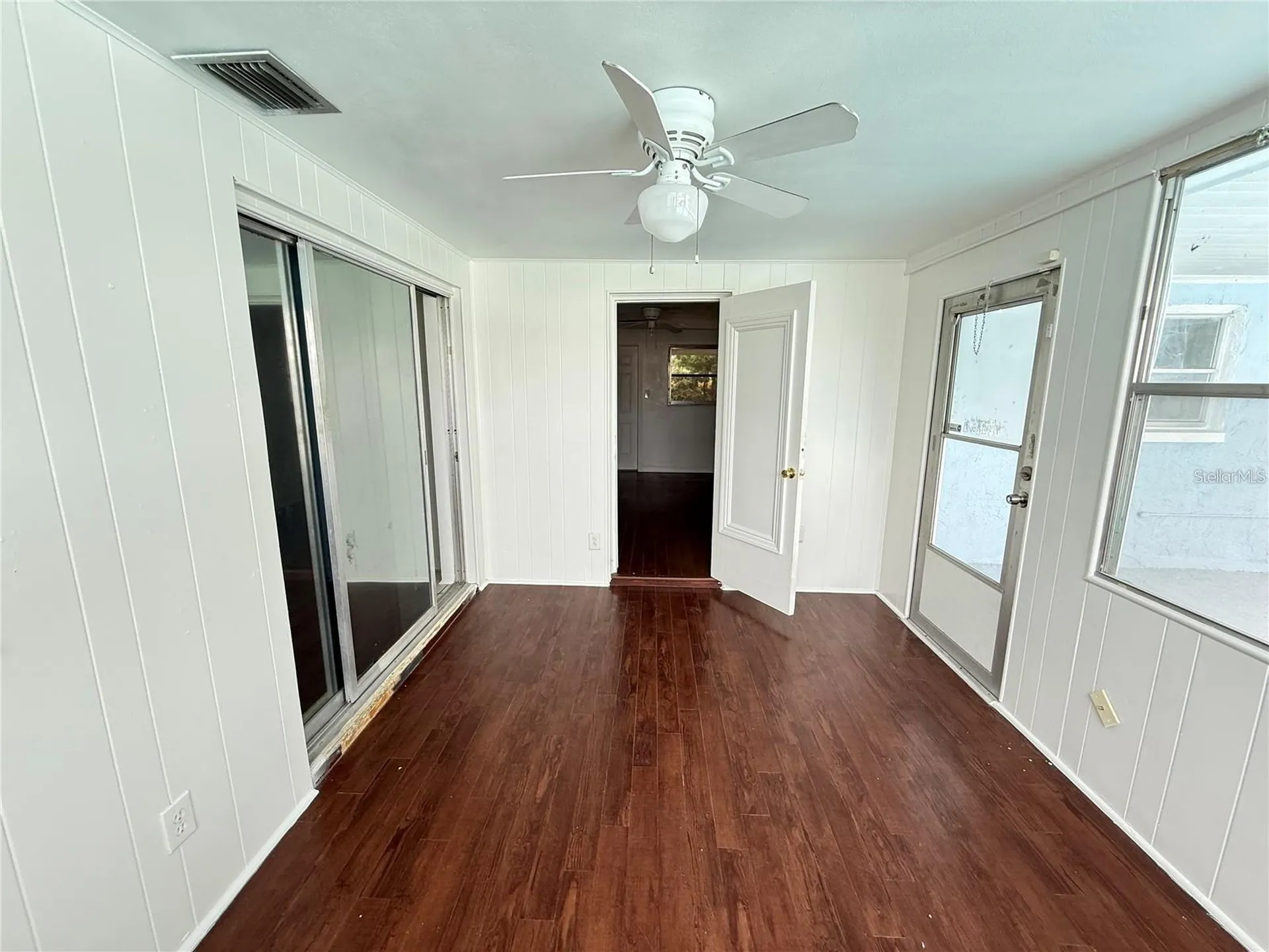 4233 Darlington Road Holiday FL 34691