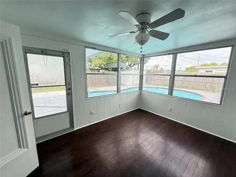 4233 Darlington Road Holiday FL 34691