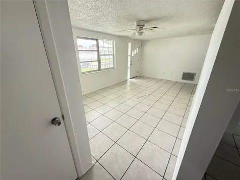 4233 Darlington Road Holiday FL 34691