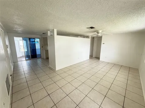 4233 Darlington Road Holiday FL 34691