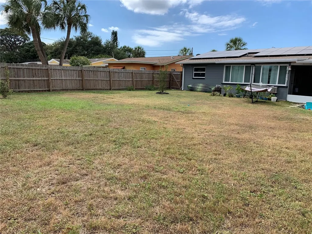 3301 39th Street N St Petersburg FL 33713