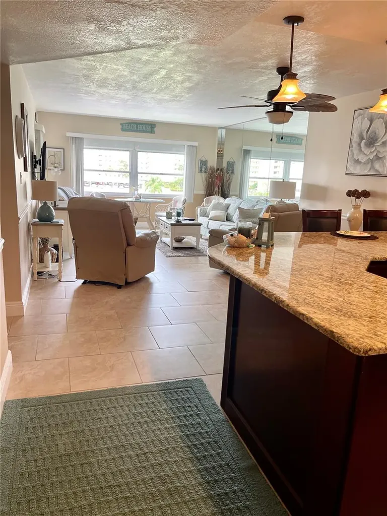 4650 Cove Circle St Petersburg FL 33708