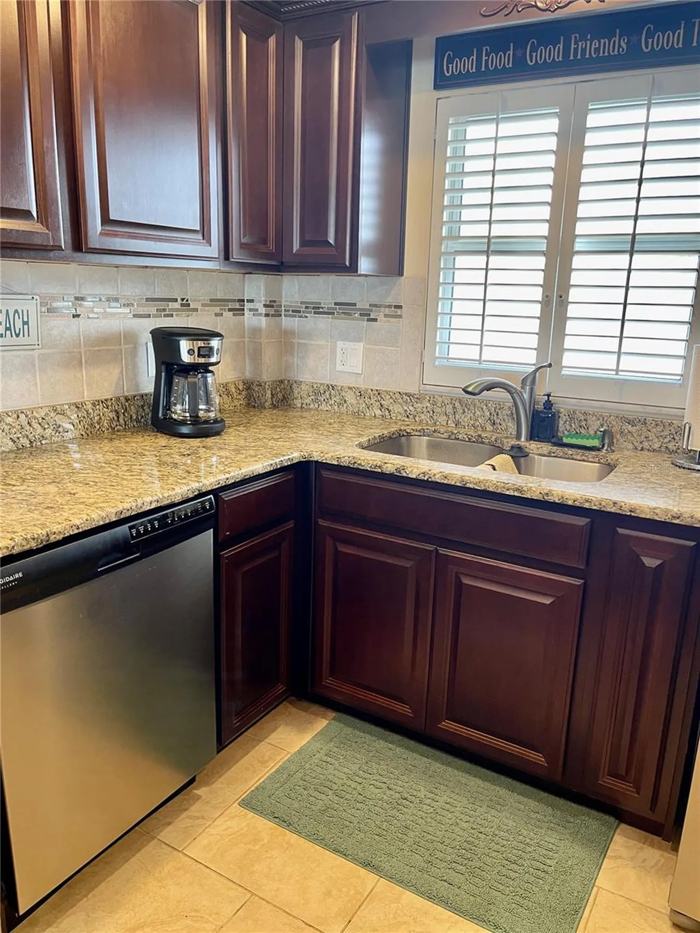 4650 Cove Circle St Petersburg FL 33708