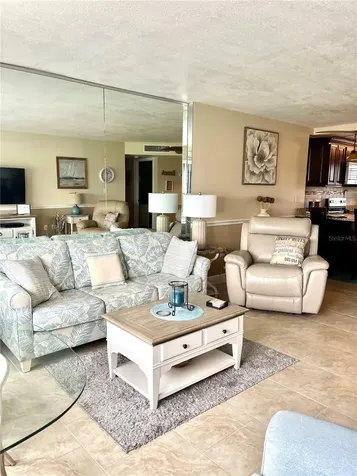 4650 Cove Circle St Petersburg FL 33708