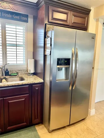 4650 Cove Circle St Petersburg FL 33708