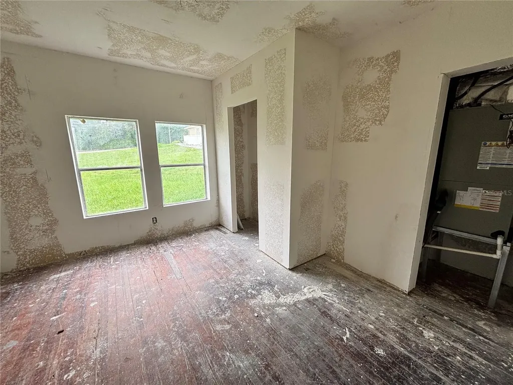 1020 E Main Street Haines City FL 33844