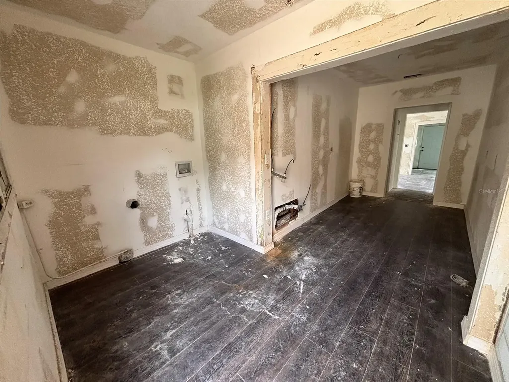 1020 E Main Street Haines City FL 33844