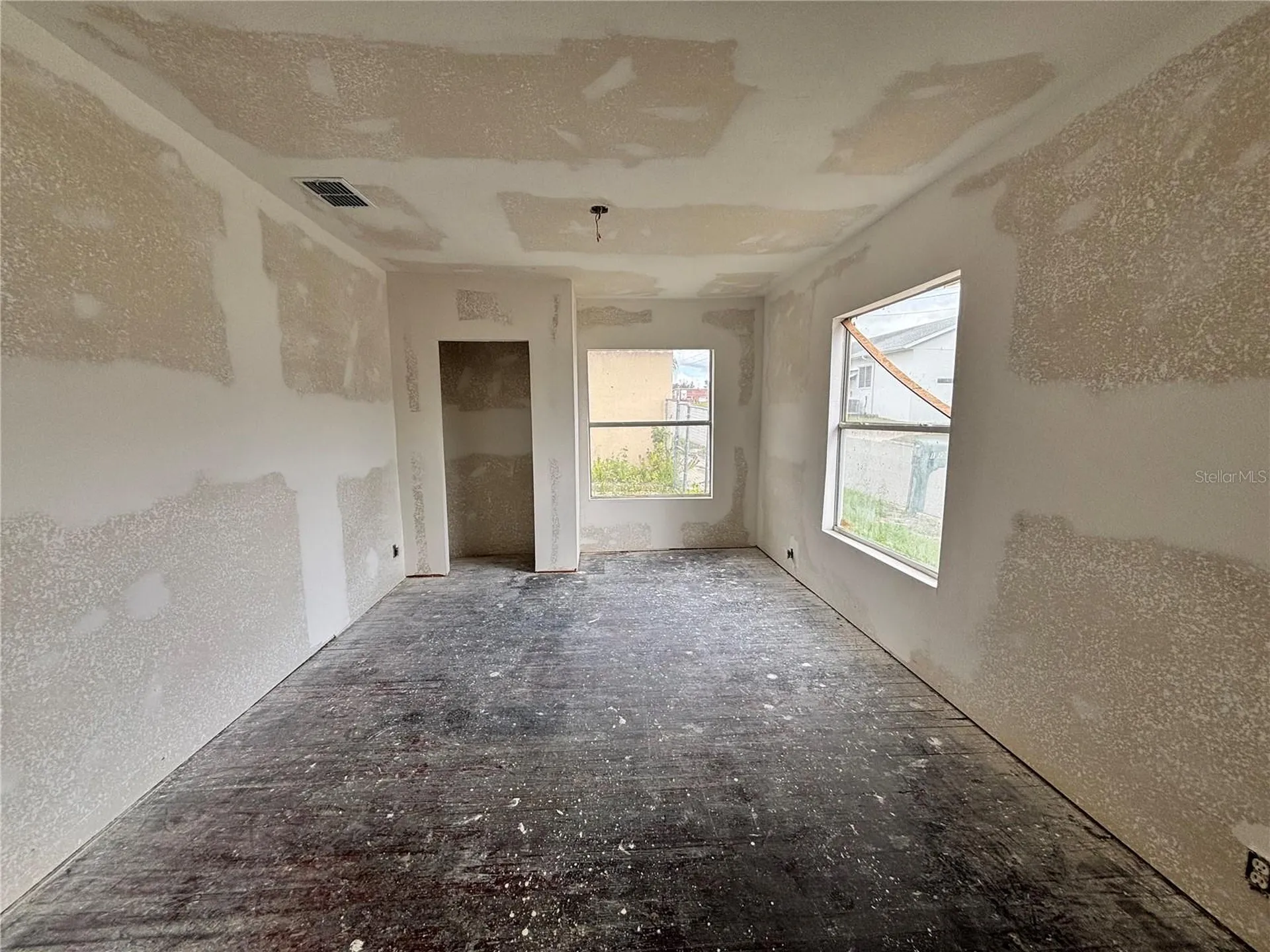 1020 E Main Street Haines City FL 33844