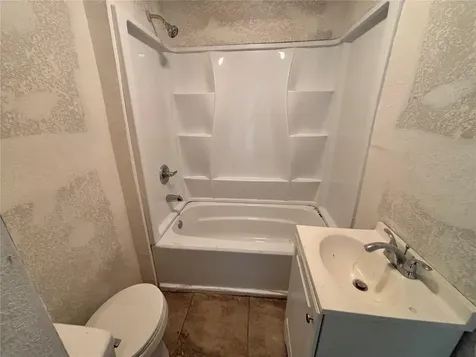 1020 E Main Street Haines City FL 33844