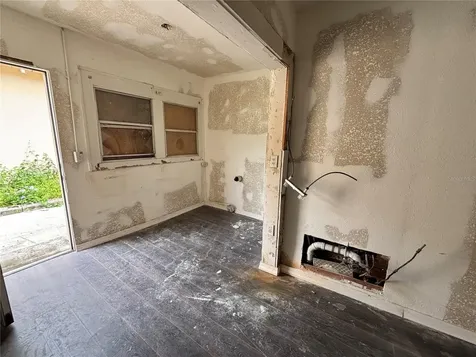 1020 E Main Street Haines City FL 33844