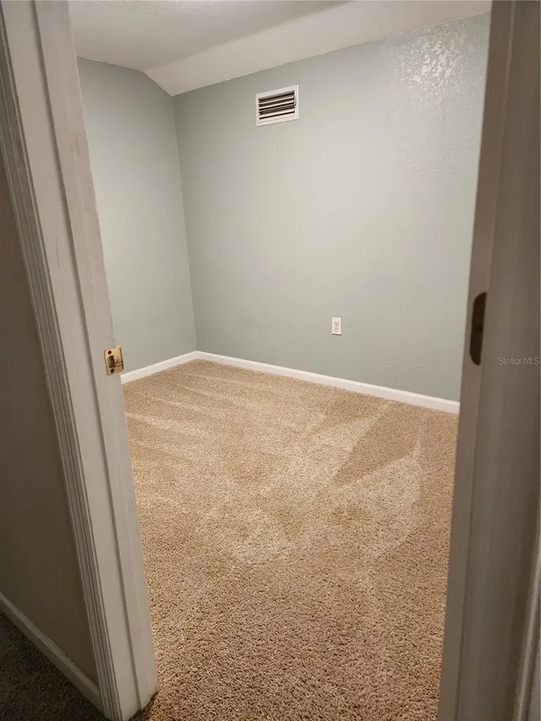 24247 Wolf Branch Road Sorrento FL 32776
