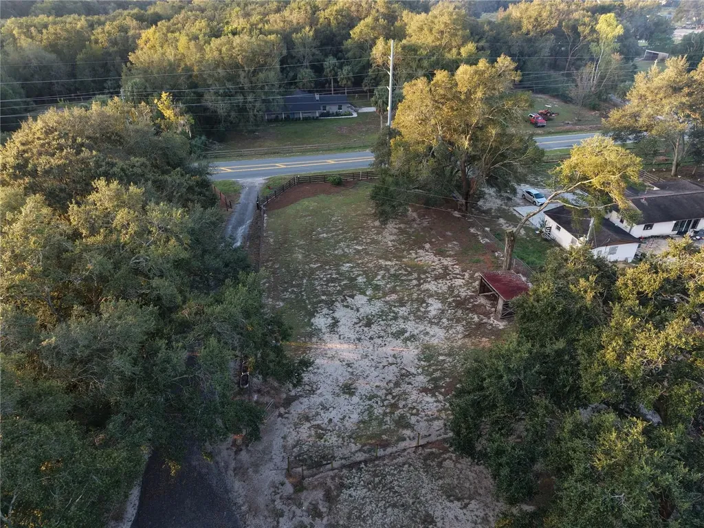 24247 Wolf Branch Road Sorrento FL 32776