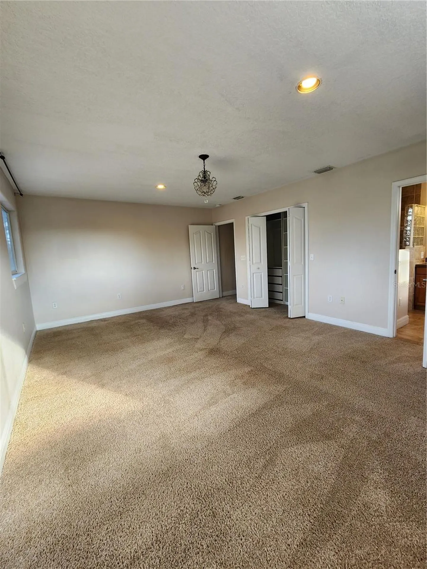 24247 Wolf Branch Road Sorrento FL 32776