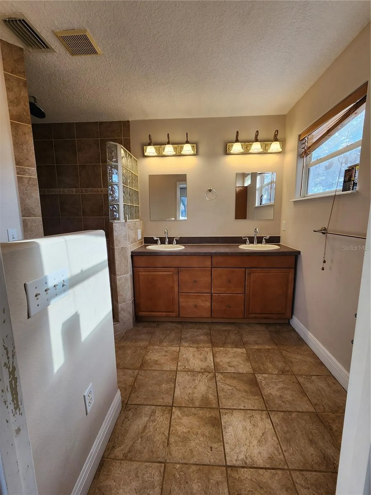 24247 Wolf Branch Road Sorrento FL 32776